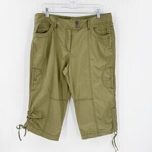 LOFT Olive Cropped Pants